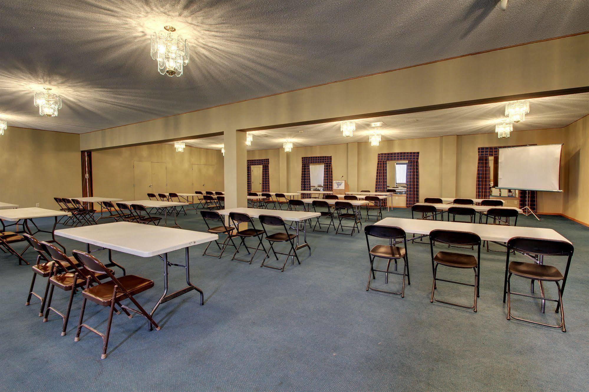 Eagle'S Nest Hotel & Conference Center كوينسي المظهر الخارجي الصورة